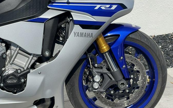 2016 Yamaha YZF R1