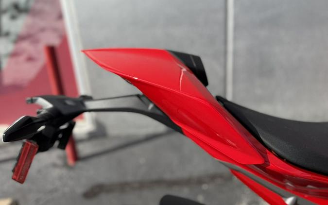 2026 Ducati Streetfighter V4 Ducati Red - 000516