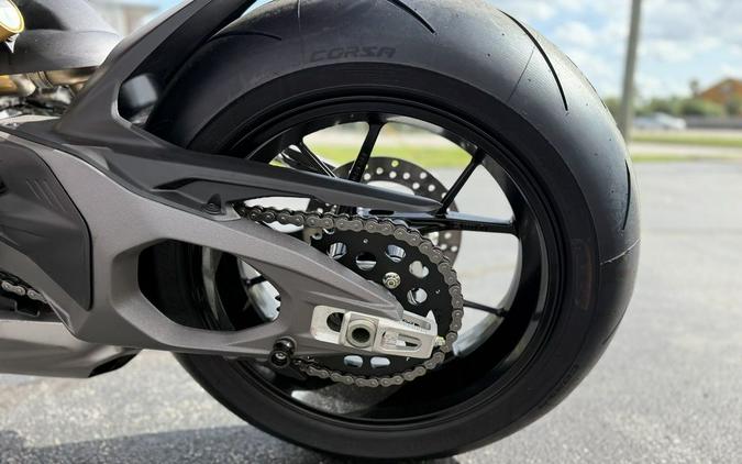 2026 Ducati Streetfighter V4 Ducati Red - 000516