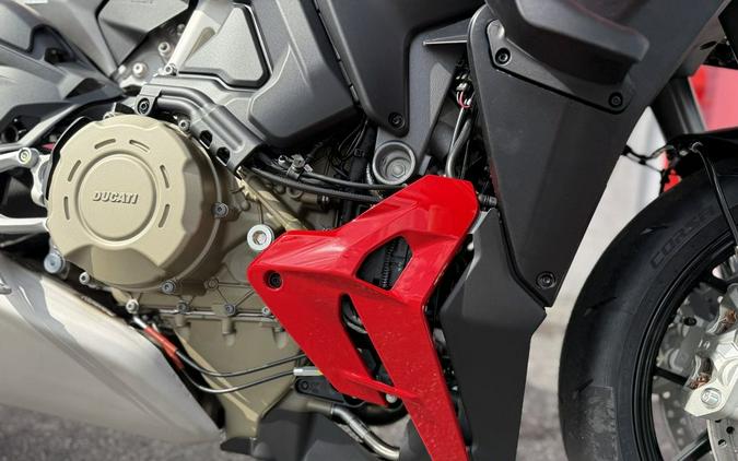 2026 Ducati Streetfighter V4 Ducati Red - 000516