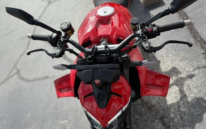 2026 Ducati Streetfighter V4 Ducati Red - 000516