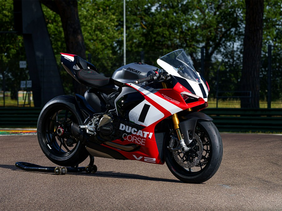 2025 Ducati Panigale V2 Superquadro Final Edition