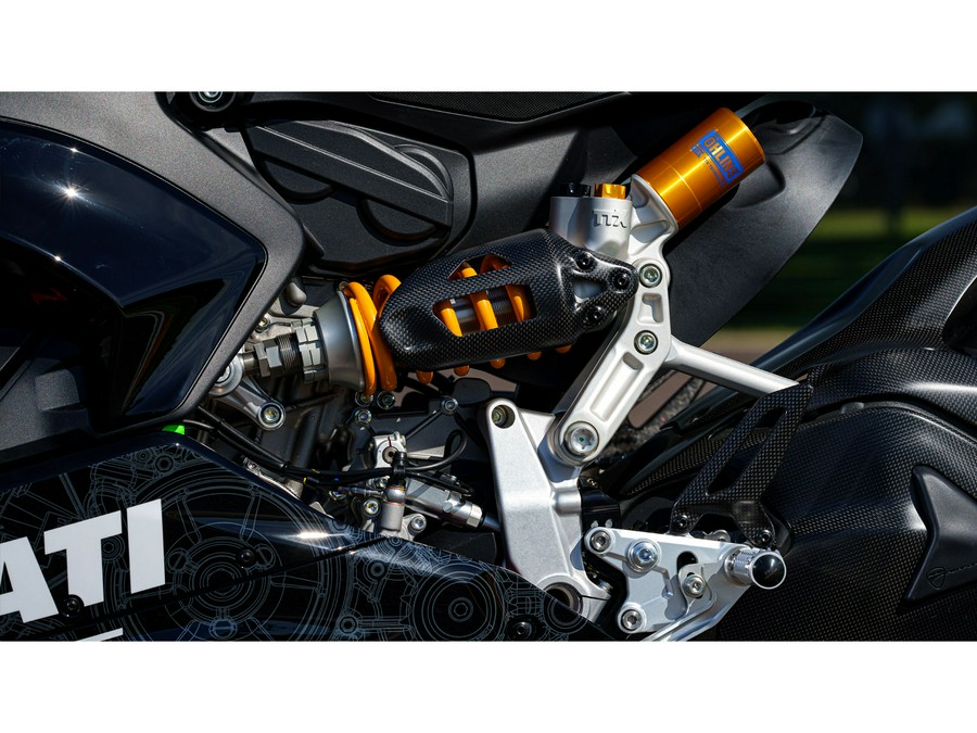 2025 Ducati Panigale V2 Superquadro Final Edition