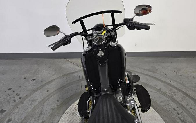 2017 Harley-Davidson® FLS - Softail® Slim®