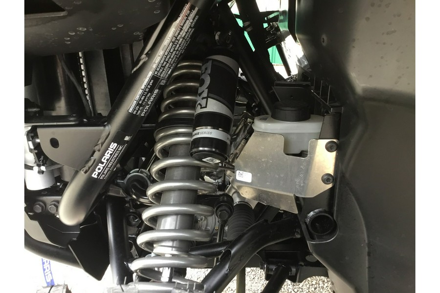 2026 Polaris Polaris XPEDITION XP 5 Northstar- MATTE SUPER GRAPHITE