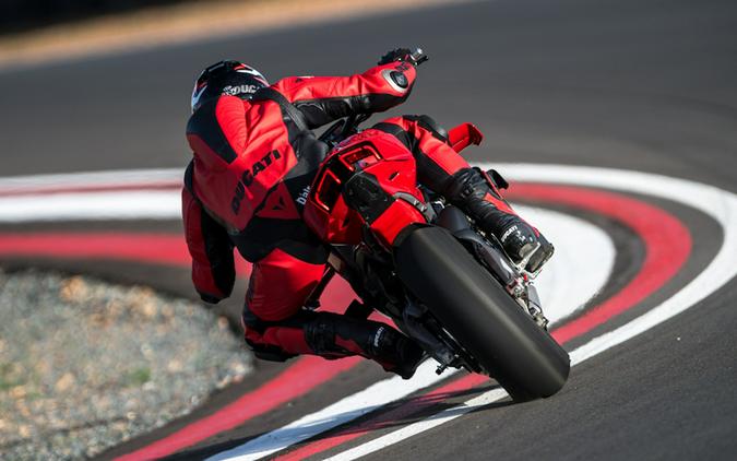2026 Ducati Streetfighter V4 S Ducati Red - 002471