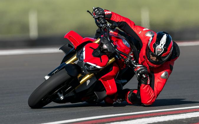 2026 Ducati Streetfighter V4 S Ducati Red - 002471