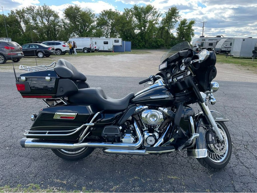 2012 Harley-Davidson® ELECTRA GLIDE ULTRA LIMITED FLHTK - BLACK