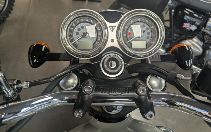 2026 Triumph Bonneville T100