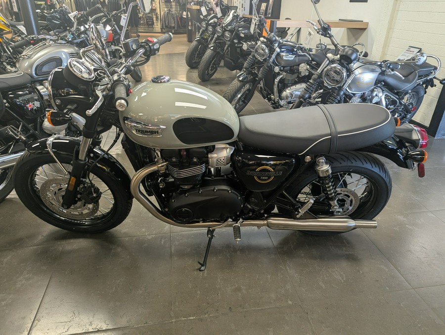 2026 Triumph Bonneville T100