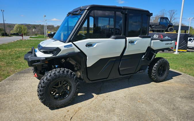 2026 Can-Am Defender MAX Limited HD11