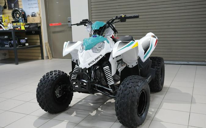 2025 Polaris Industries OUTLAW 110 EFI - BRIGHT WHITE / RAD GREEN