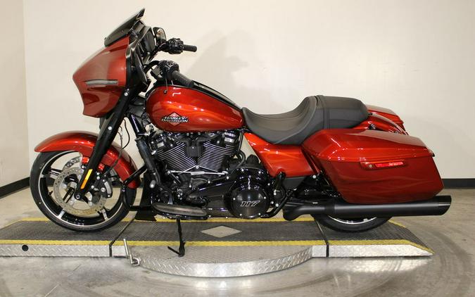 2025 Harley-Davidson® FLHX - Street Glide®