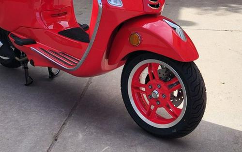 2026 Vespa Primavera 50 Red
