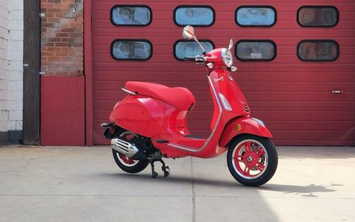 2026 Vespa Primavera 50 Red