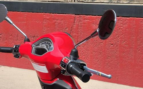 2026 Vespa Primavera 50 Red
