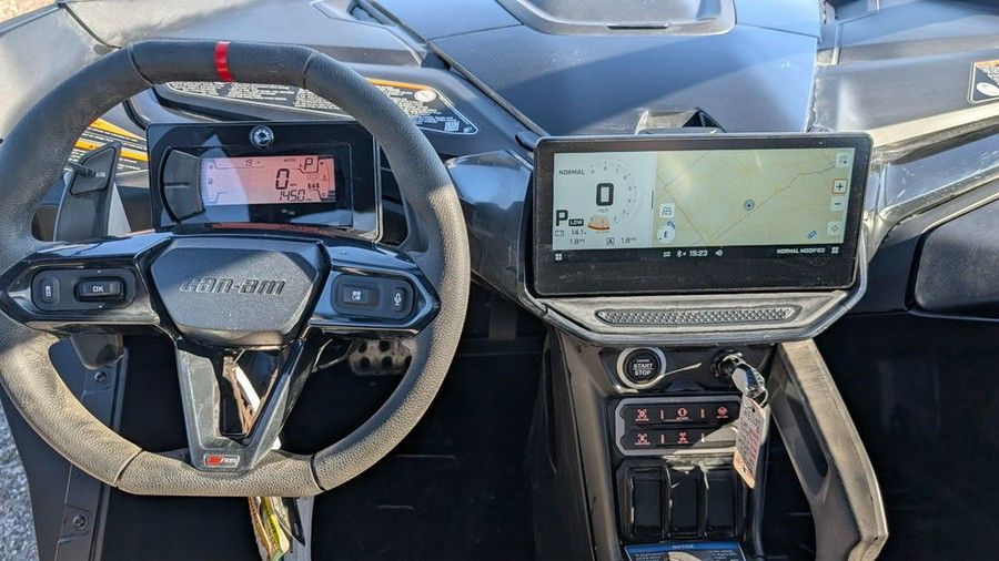 2026 Can-Am Maverick R X rs