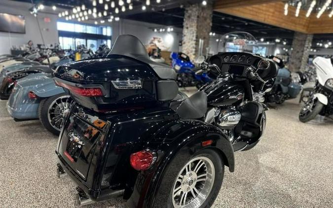 2024 Harley-Davidson Trike FLHTCUTG - Tri Glide Ultra