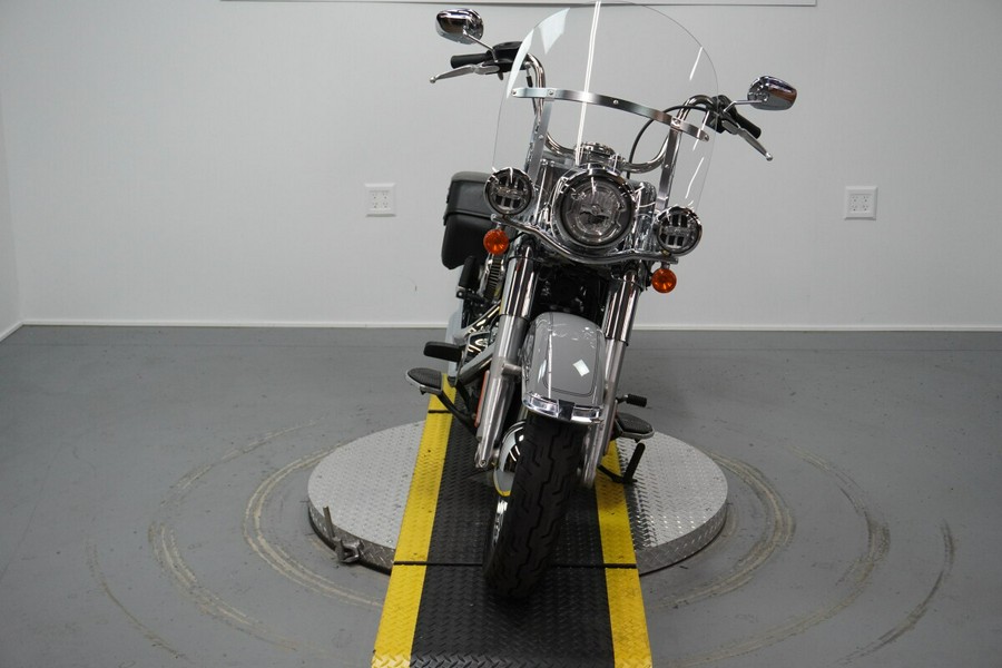2024 Harley-Davidson® Heritage Classic Billiard Gray