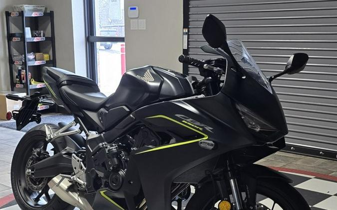 2026 Honda® CBR650R E-Clutch