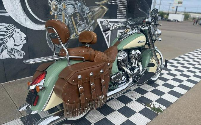 2015 Indian Motorcycle® Chief® Vintage Willow Green/Ivory Cream