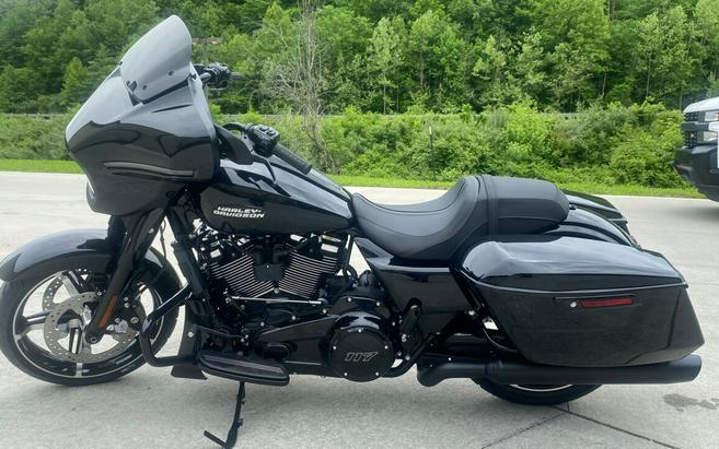 FLHX 2024 Street Glide®