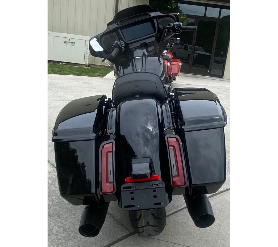 FLHX 2024 Street Glide®