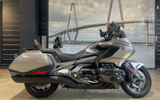 2018 Honda Gold Wing Matte Majestic Silver Tour Candy Ardent Red