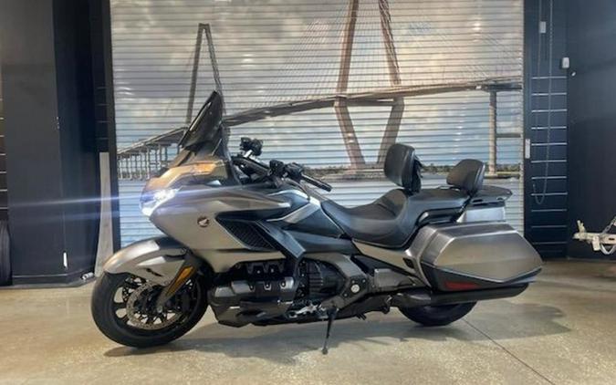 2018 Honda Gold Wing Matte Majestic Silver Tour Candy Ardent Red