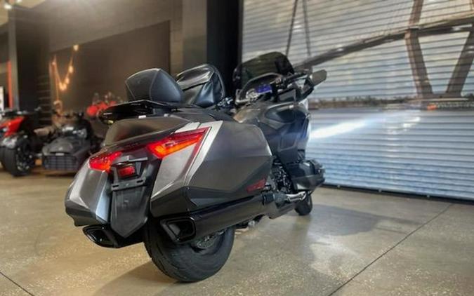 2018 Honda Gold Wing Matte Majestic Silver Tour Candy Ardent Red