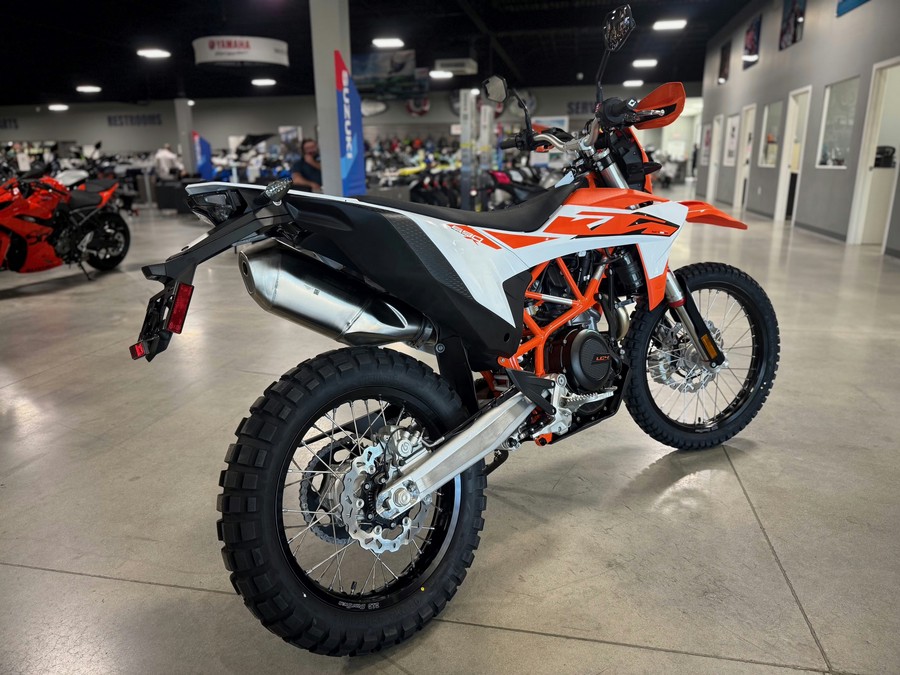 2026 KTM 690 Enduro