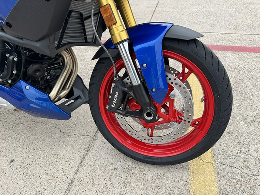 2026 BMW F 900 XR