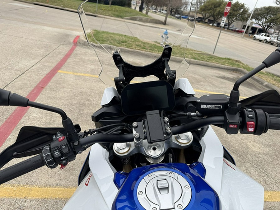 2026 BMW F 900 XR
