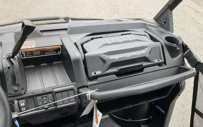 2026 Can-Am Defender 6X6 XT HD10