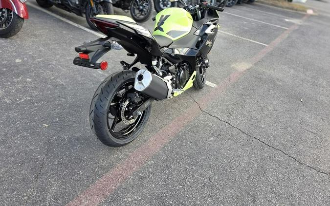 2026 Kawasaki Ninja® 500 SE ABS