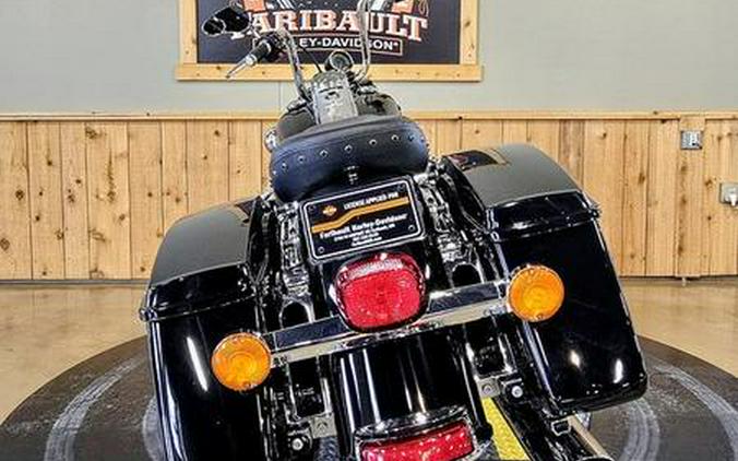 2016 Harley-Davidson® Road King® Police