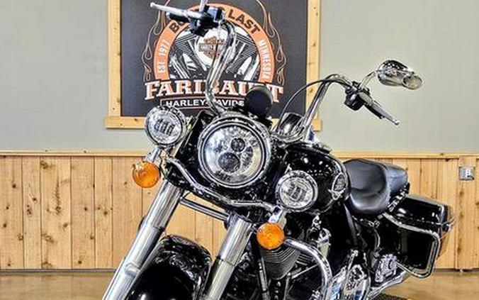2016 Harley-Davidson® Road King® Police