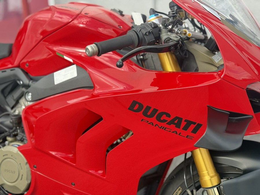 2022 Ducati Panigale V4 S - 01395T