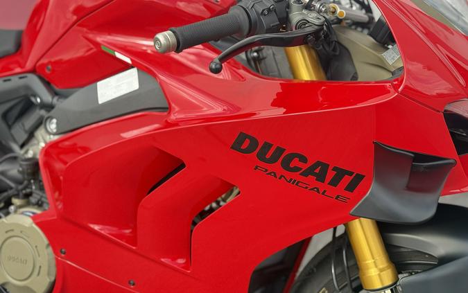 2022 Ducati Panigale V4 S - 01395T