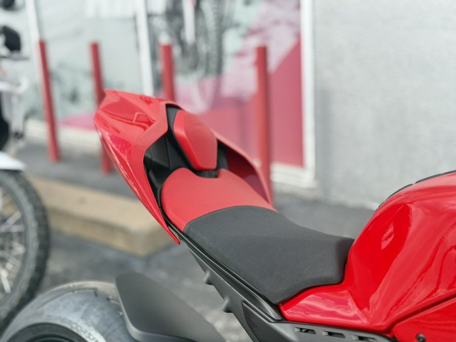 2022 Ducati Panigale V4 S - 01395T