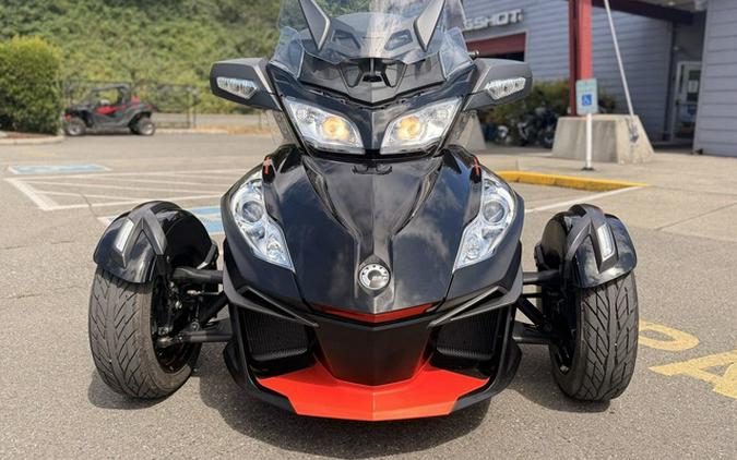 2016 Can-Am Spyder RT-S Special Series 6-Speed Semi-Automatic