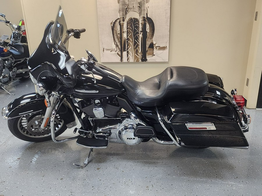 2013 Harley-Davidson® FLHTK Electra Glide® Ultra Limited