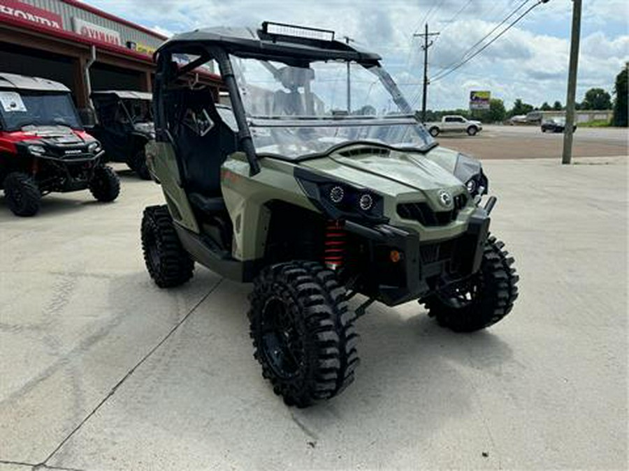 2020 Can-Am Commander DPS 800R