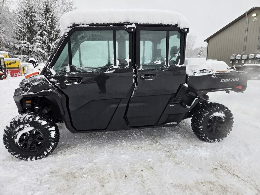 2026 Can-Am® Defender MAX XT CAB HD11