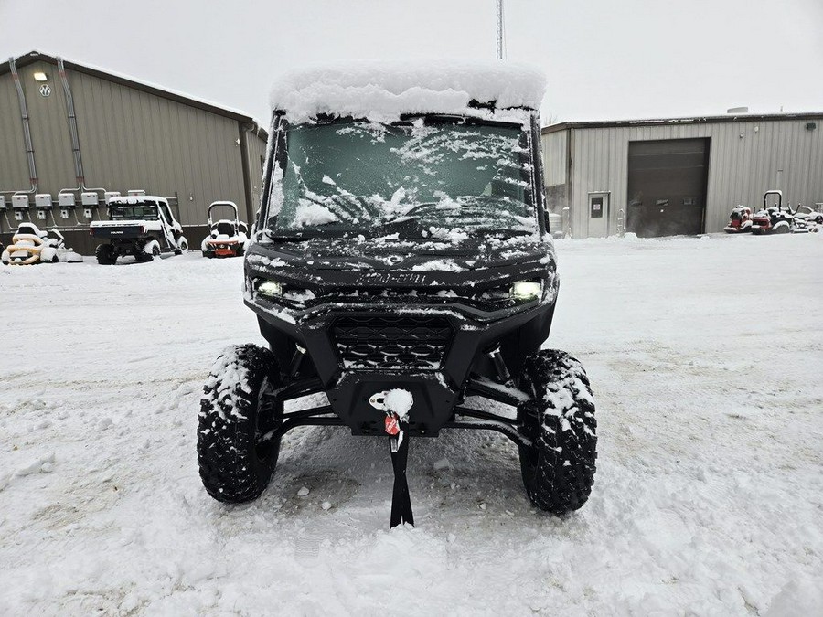 2026 Can-Am® Defender MAX XT CAB HD11