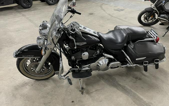 2001 Harley-Davidson® Road King Classic