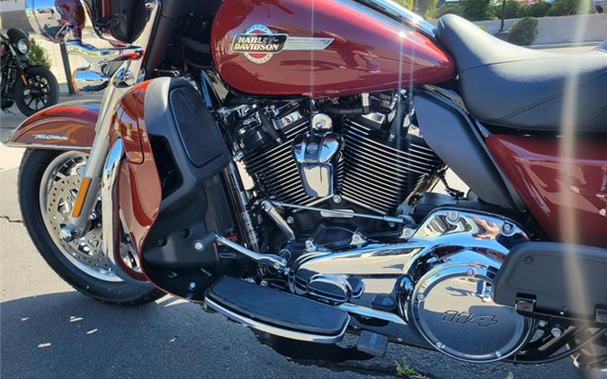 2024 Harley-Davidson FLHTCUTG Tri Glide Ultra