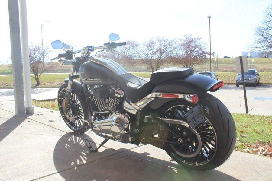 2023 Harley-Davidson® FXBR - Breakout® 117