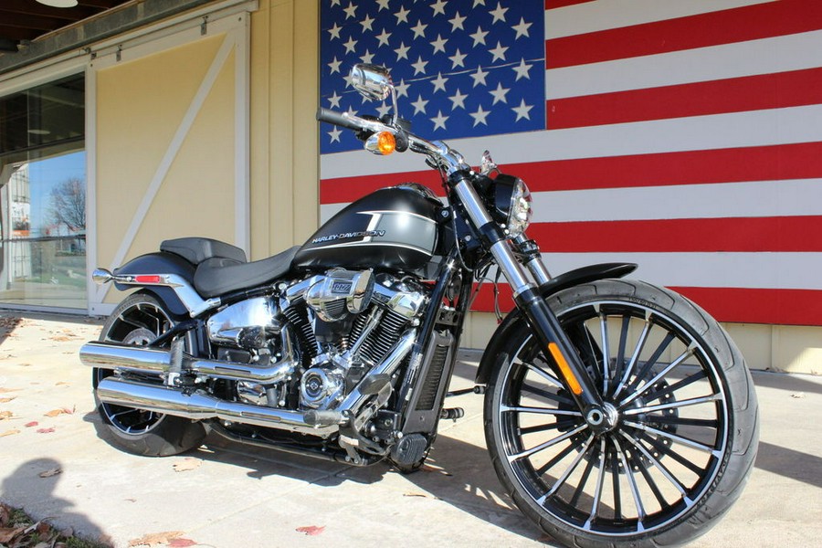2023 Harley-Davidson® FXBR - Breakout® 117