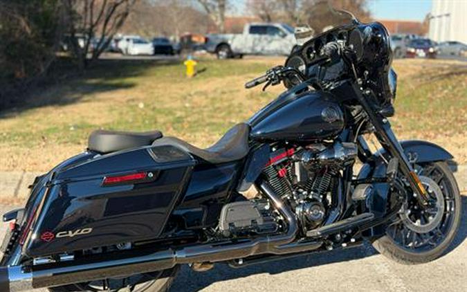 2022 Harley-Davidson CVO™ Street Glide®